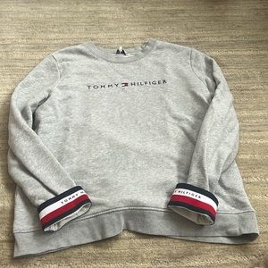 Tommy Hilfiger sweater